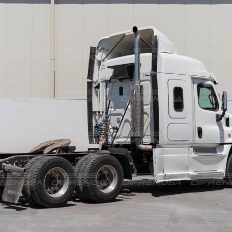 5-FREIGHTLINER-CASCADIA-2015-motor-dd15-fuller-18-velocidades-7