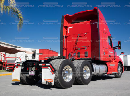 Kenworth T680 2021